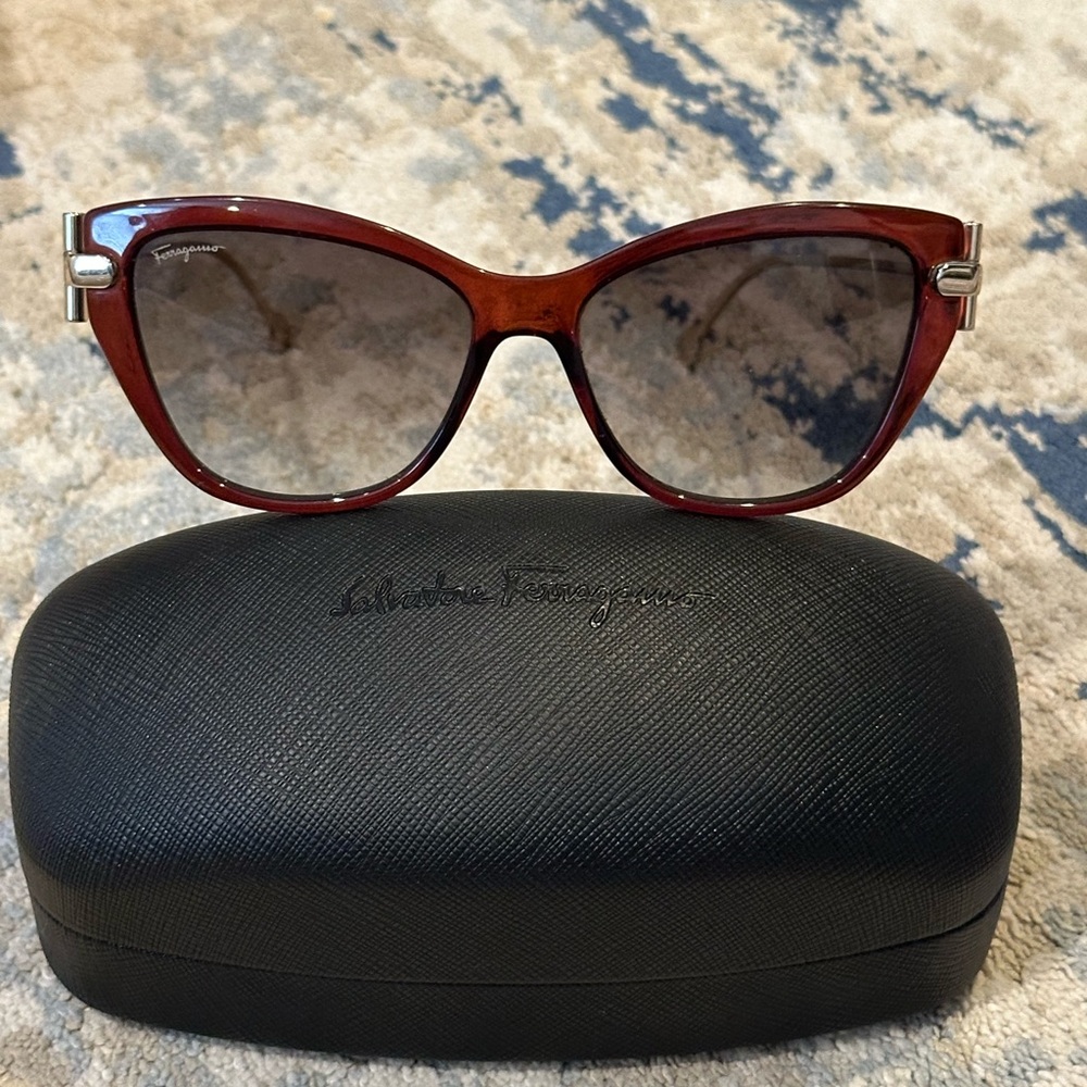 Salvatore Ferragamo Brown Sunglasses with Cat-Eye Shape and Glossy Frames